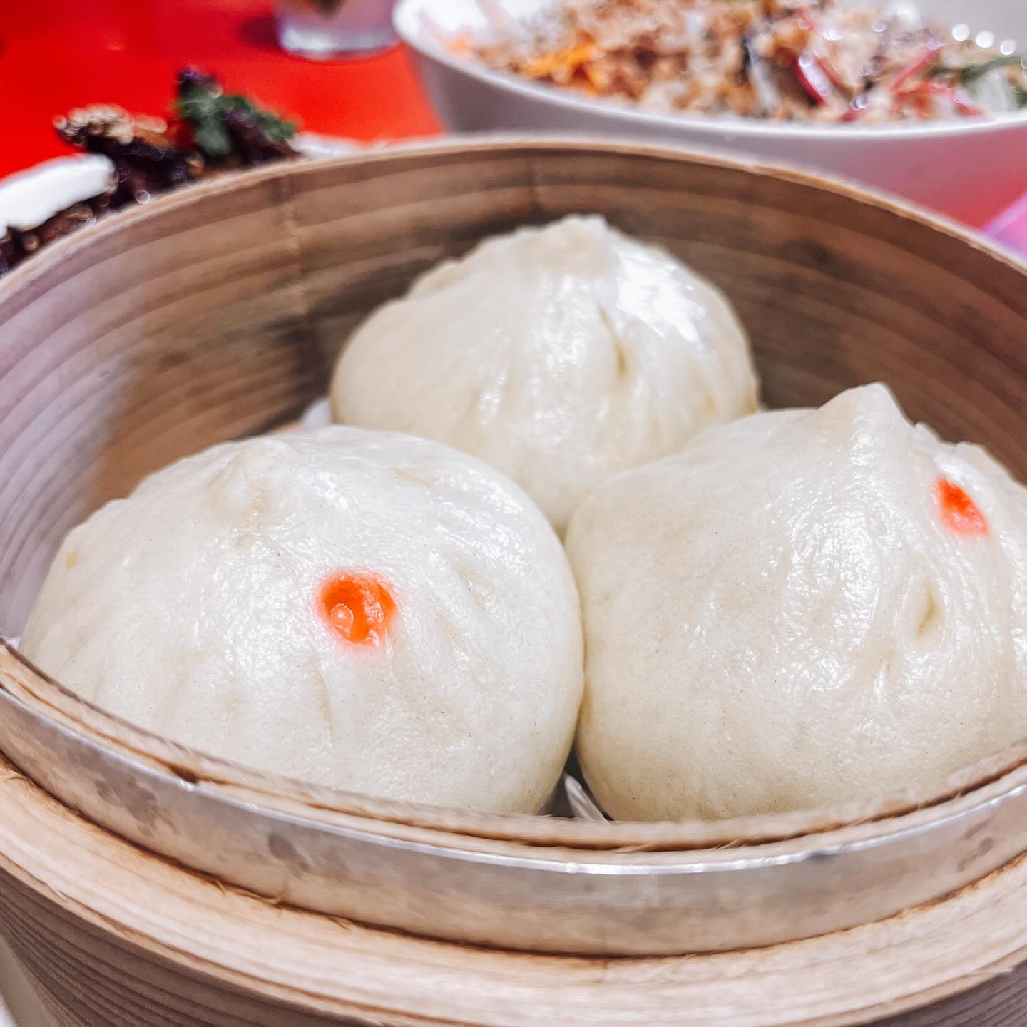 Nai Nai has clearly marked vegan options, which makes ordering super easy. The stand out dish is n°5, Tang cu qie zi. It’s this super crispy sweet and slightly spicy eggplant side that pairs well with No. 32, Cong You Mian5, and ramen noodle with chive oil and soy.They also have steamed vegetable buns, a vegan bowl and a tofu side which are all fantastic. It’s such a cute place to grab a bite that’s central enough in Bordeaux, but not in the high  tourist areas.📍Bordeaux, France🍄 Vegan Options☀️ Takeaway windon on side of building